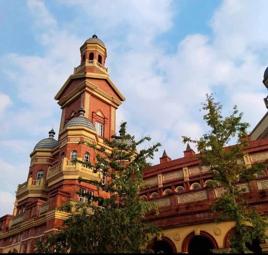 四川天一学院-四川天一学院
