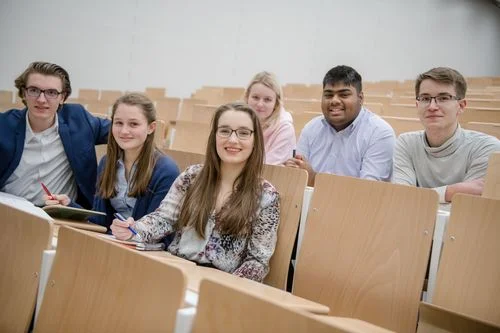 大学生如何德国留学-德国留学大学生指南