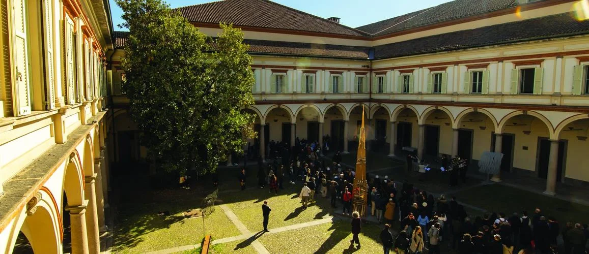 意大利留学培训学校_2