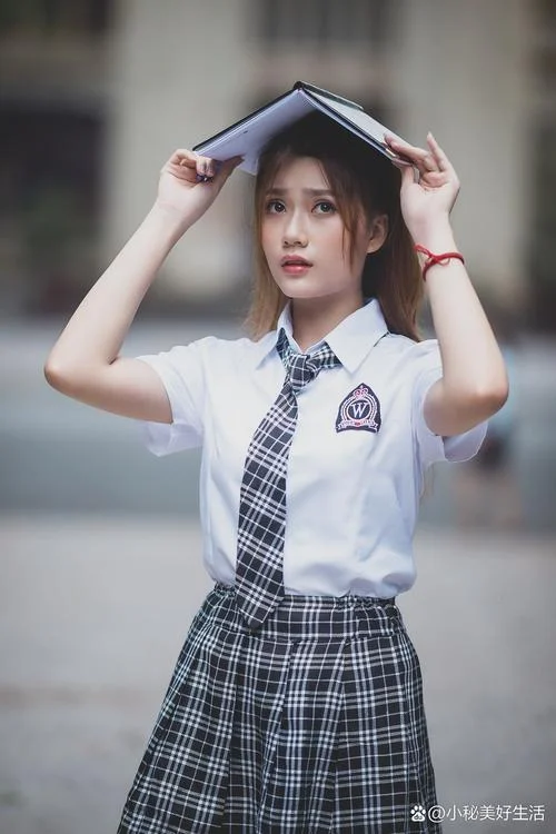 南充市高级中学校花_2
