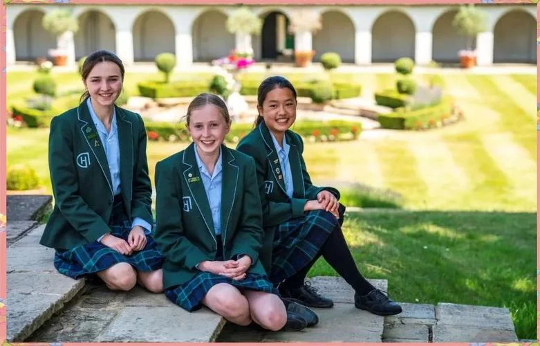 中学生出国留学英国_1
