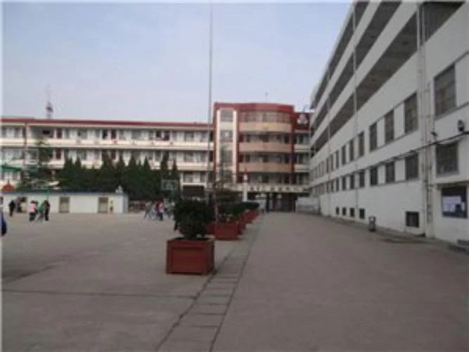 河南省潢川高级中学_1