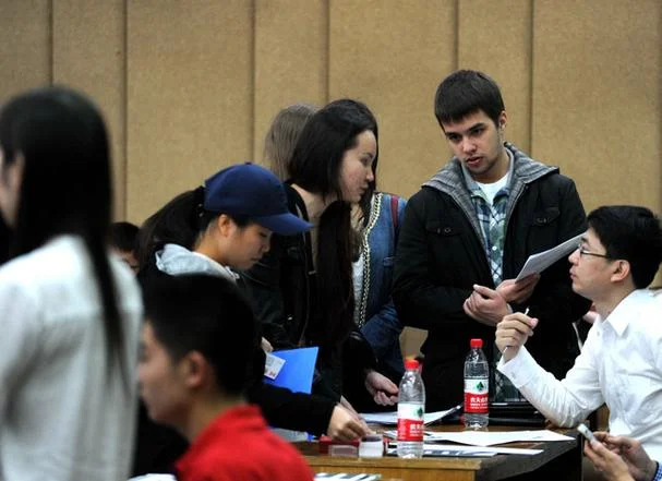 出国留学回来后干什么_2