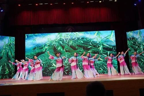 东莞高级中学元旦晚会_1