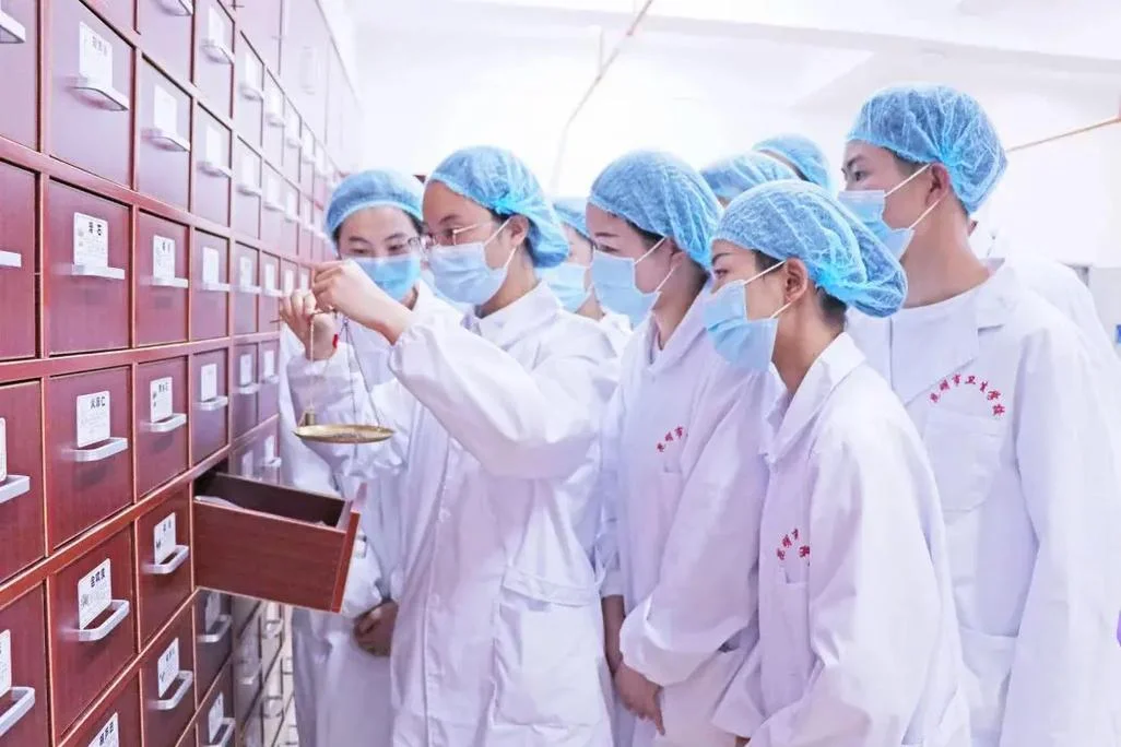初中生可报考哪些卫校_1