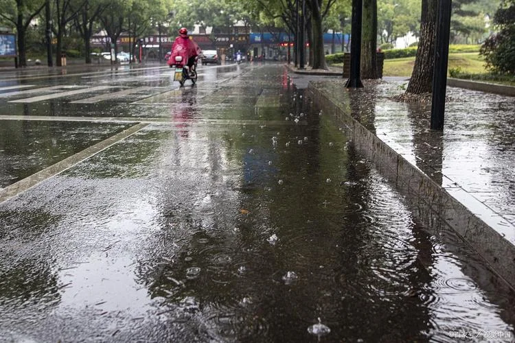 下雨天去杭州旅游攻略_1