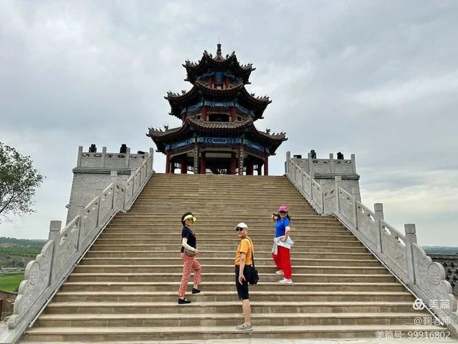 波罗古堡重点景点_2