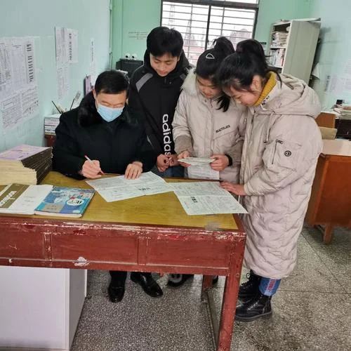 邢台新河镇中学_1