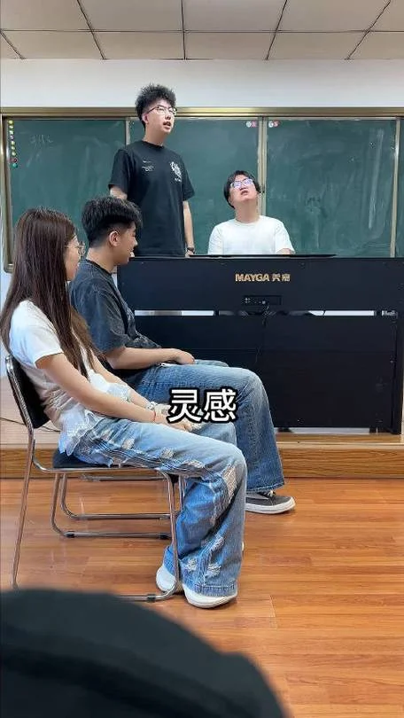 胖超说艺考唱得最后_2