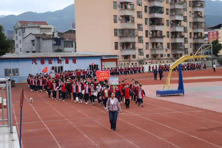 城东中学网红_1