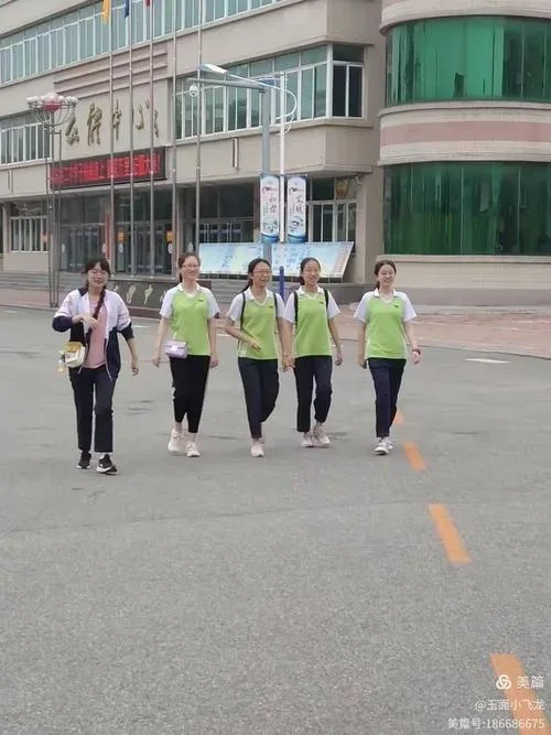 东港市第二中学重点班-东港二中重点班