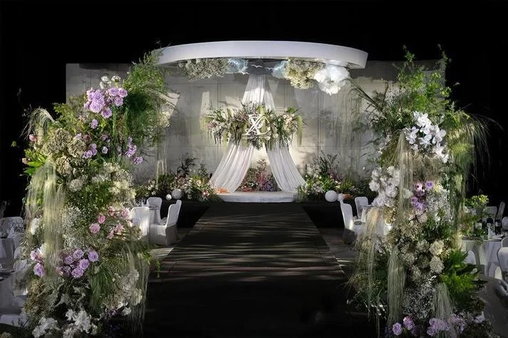 梦见别人婚礼现场_2