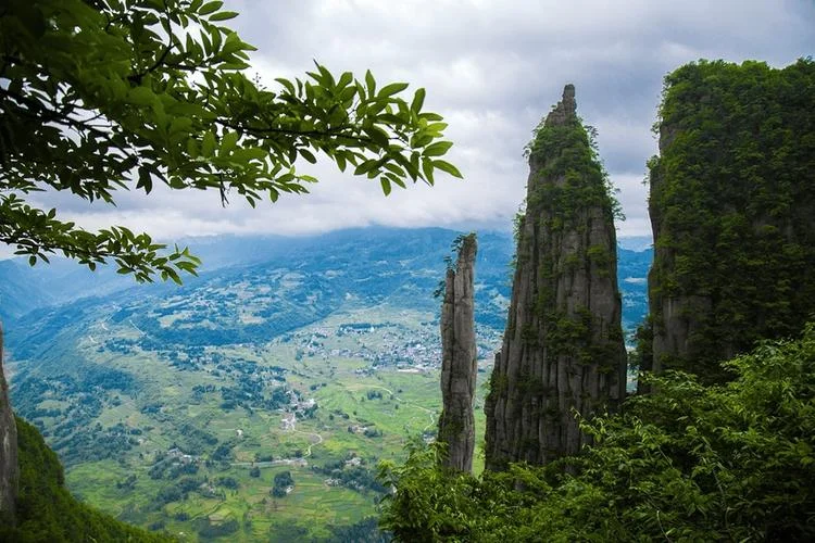 岳阳至恩施旅游景点_1