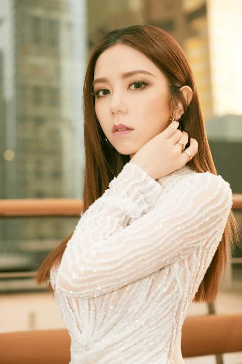 邓紫棋妹妹叫什么_1