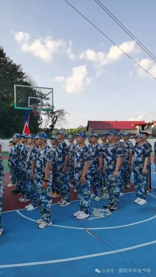 南阳华龙高级中学好吗_1
