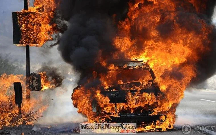 梦见房子着大火了是什么征兆_1