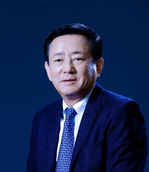 金鹏集团董事长叫什么_1