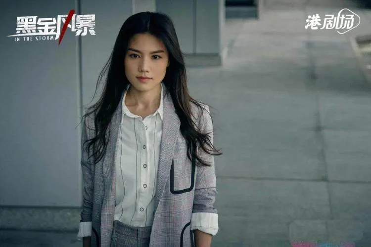 姣婆遇上脂粉客出处_2
