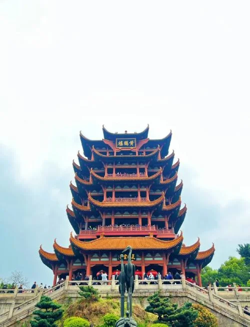 武汉十个网红景点_1