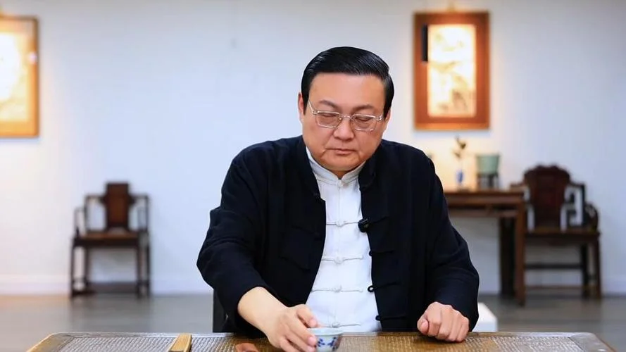老梁说历史故事音频-老梁历史故事