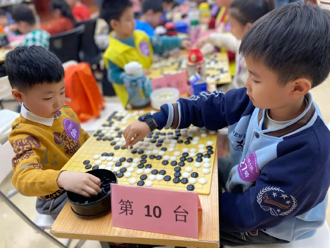 哪里可以学少儿围棋_1