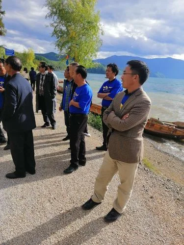 宁蒗贝尔中学杨更生_2