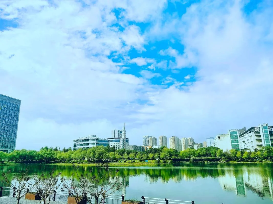 安徽建筑大学_1