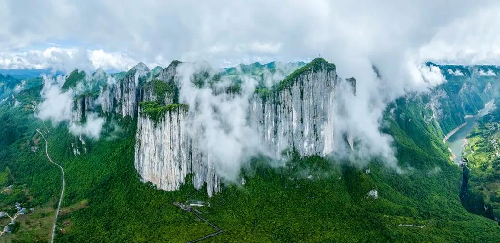 恩施大峡谷叫什么山_2