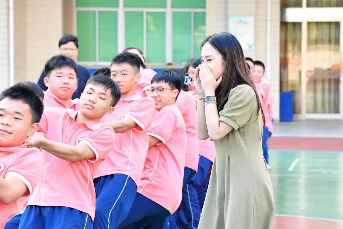 中学时代水木年华现场-中学水木年华现场