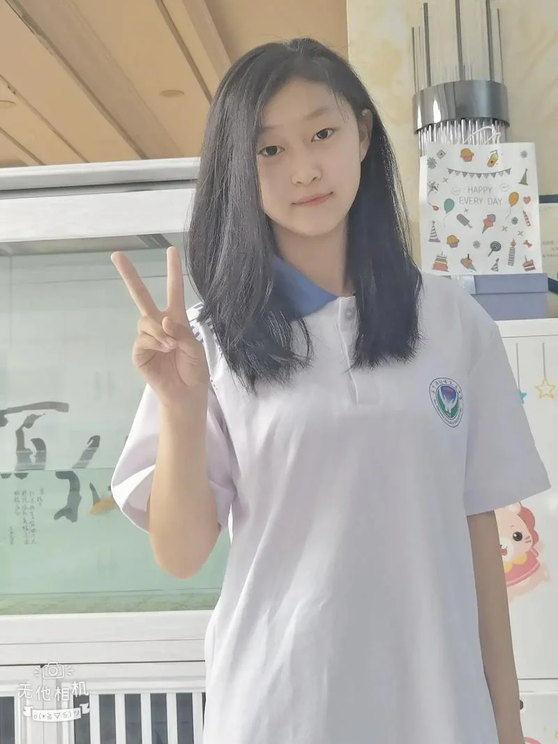时代中学校服-时代中学校服