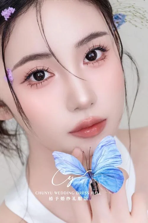 梦见别人化了妆很好看_1