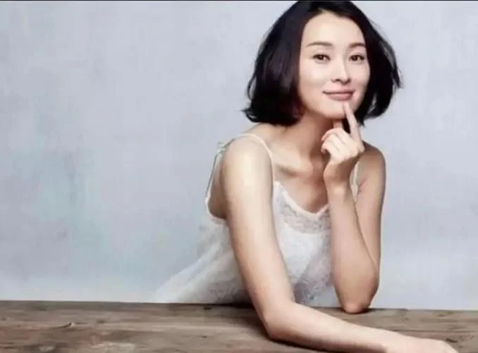 史上最强小三 卢悦_1
