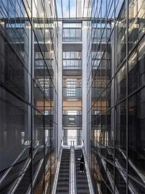 中建四局第一建筑工程_2