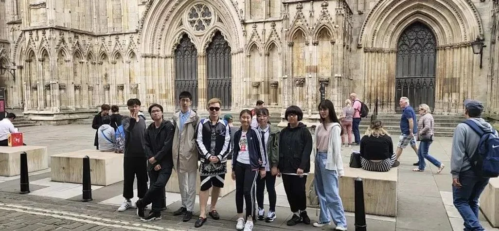 留学英国项目_2