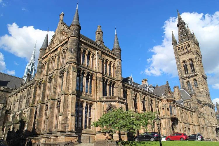英国学留学吗_1