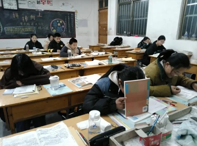梦见在课堂听课_1