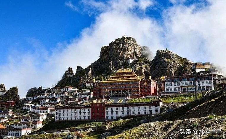 中国西藏旅游景点介绍-西藏热门景点指南