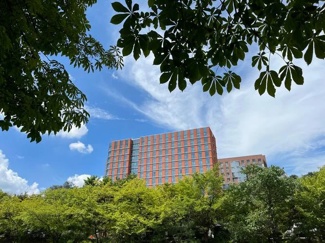 2021年亚洲大学_1