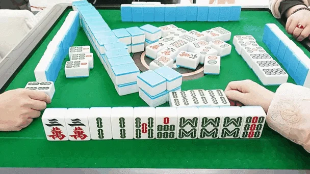 做梦打麻将-梦见打麻将