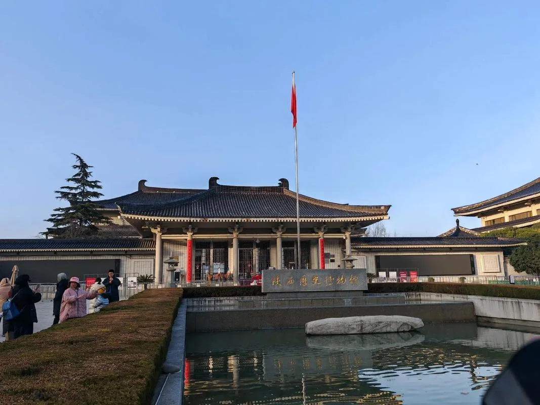陕西博物馆附近景点_1