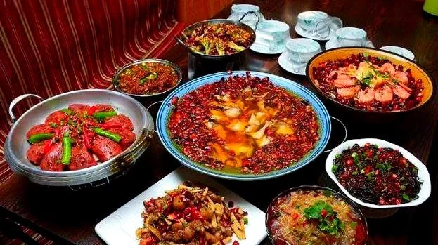 做梦梦到吃饭-梦见吃饭