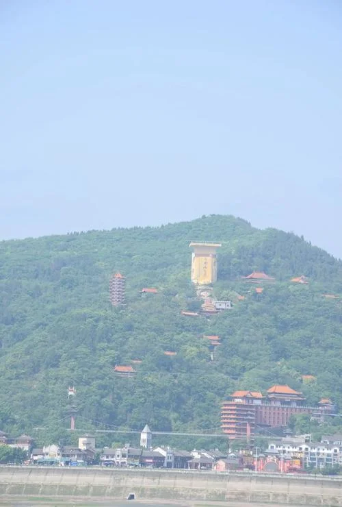 重庆旅游景点鬼城_2