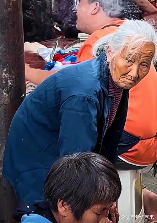 梦见赶集集上没人-梦见集市无人