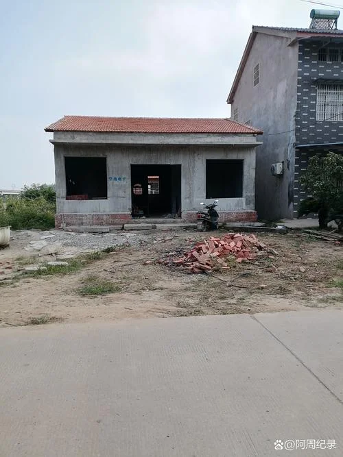 水泥房多少钱一平方_1