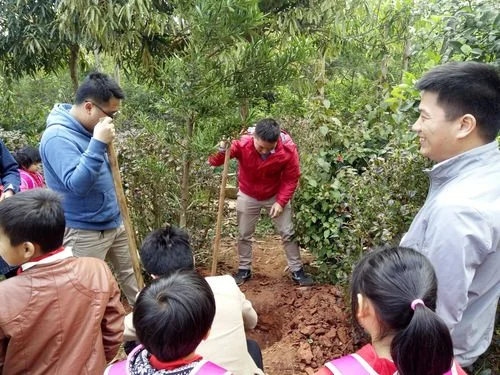 广西建工集团二建李翔-广西建工二建李翔