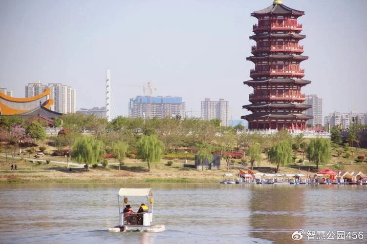 洛浦公园多少公里-洛浦公园距离