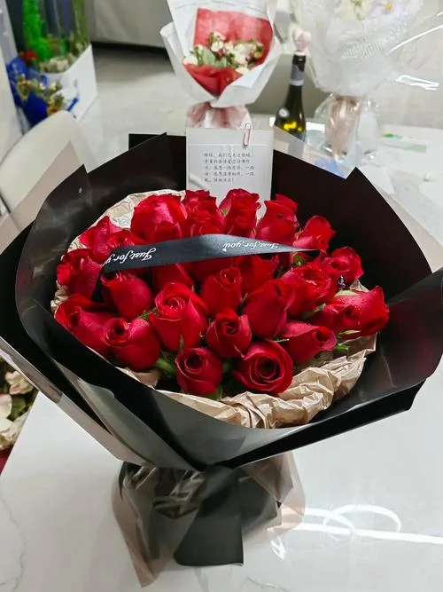 朋友银婚送什么礼物好_1