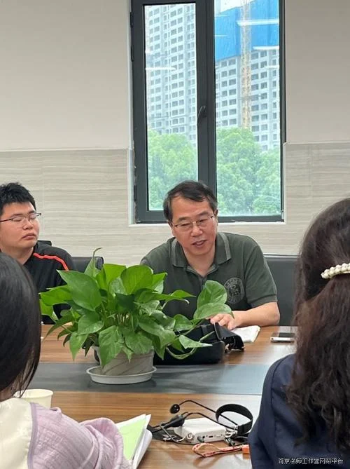 麒麟高级中学教师_1