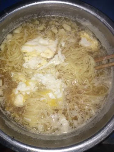 关灯吃面下一句是什么_2