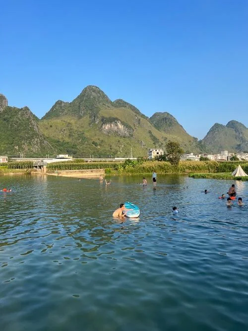 玉林旅游景点免费游泳-玉林免费游泳景点